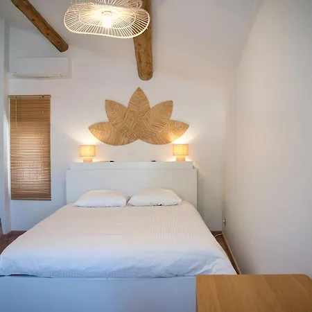 La Maison Comte Charm & History In Apartman *